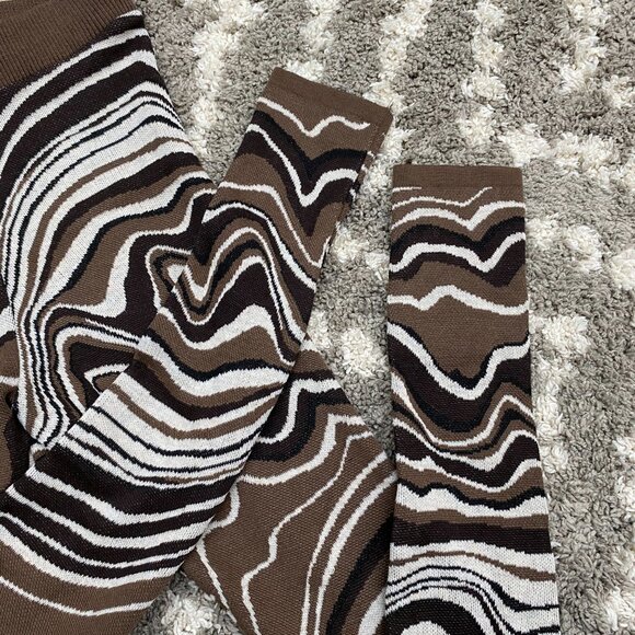 Sweater Outfit Sweater and sweater Leggings size Medium Romper - Picture 8 of 9